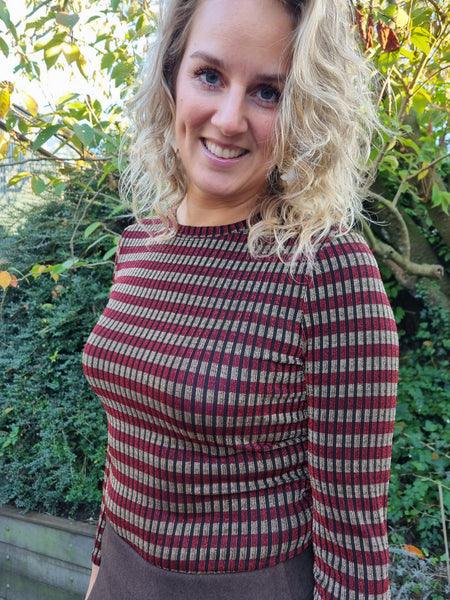 Festive bordeaux gold | body