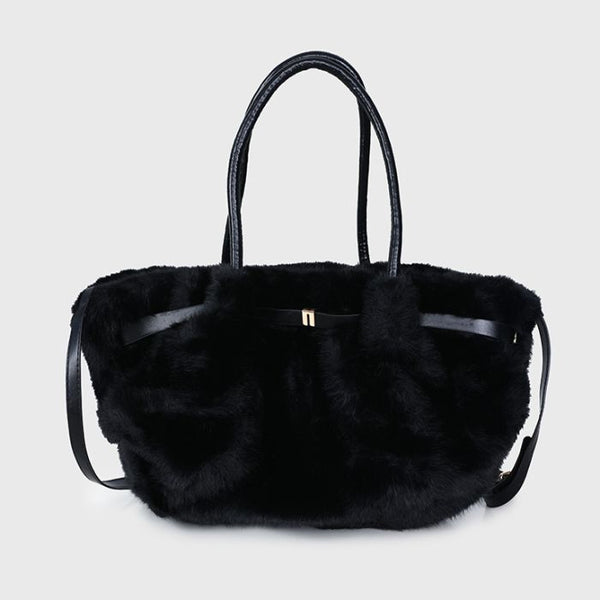 Ronan black | tas