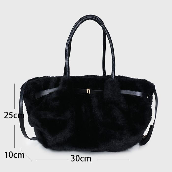 Ronan black | tas