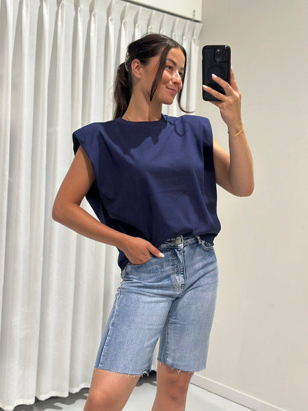 Anka | Top