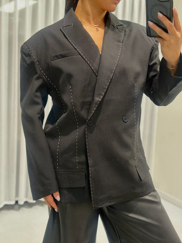 Kyra | oversized blazer