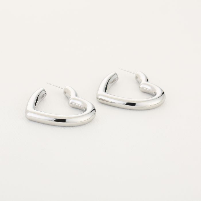 Heart hoops silver | oorbellen