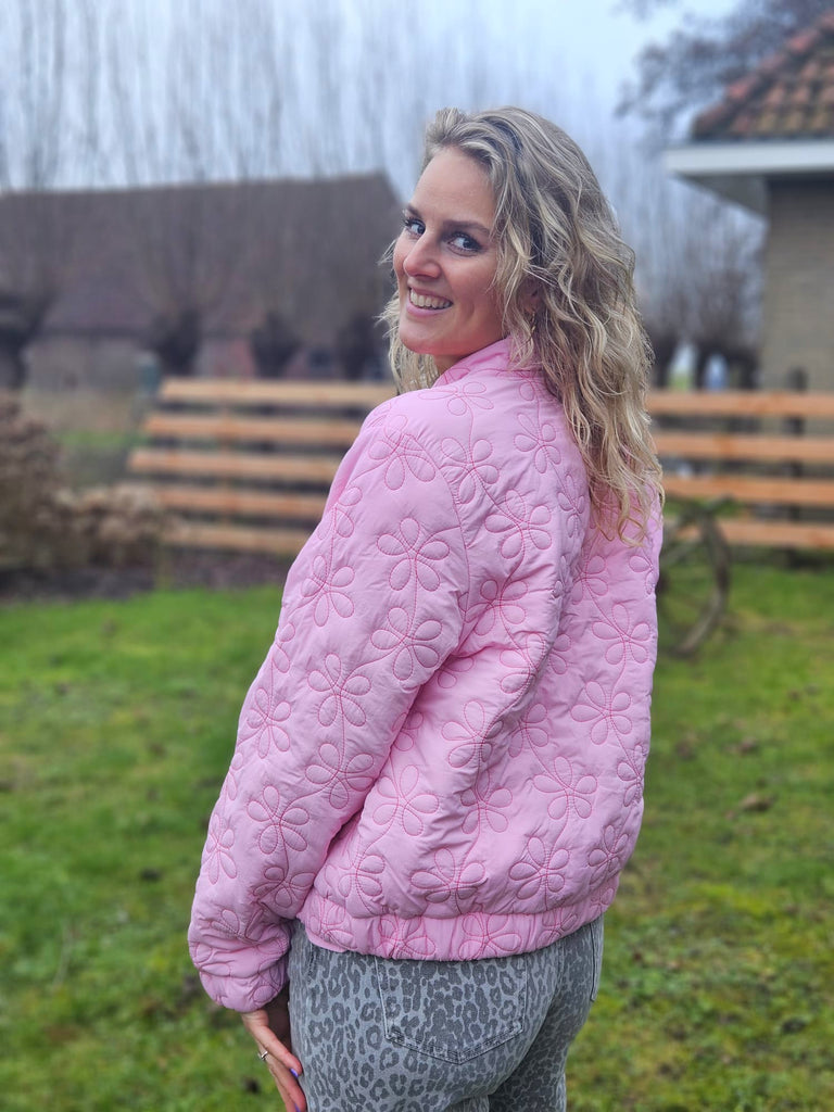 Anni Pink | Jasje