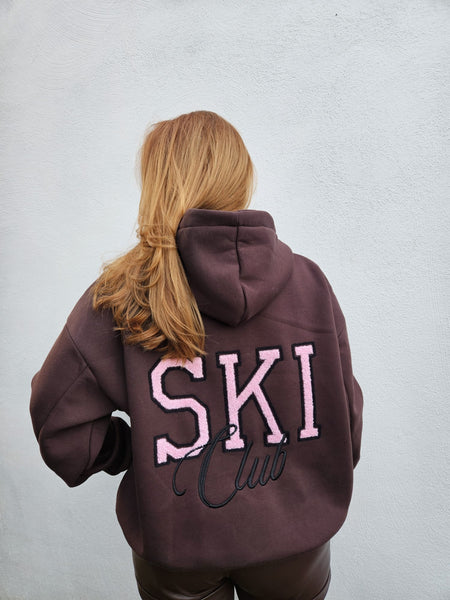 Ski club brown